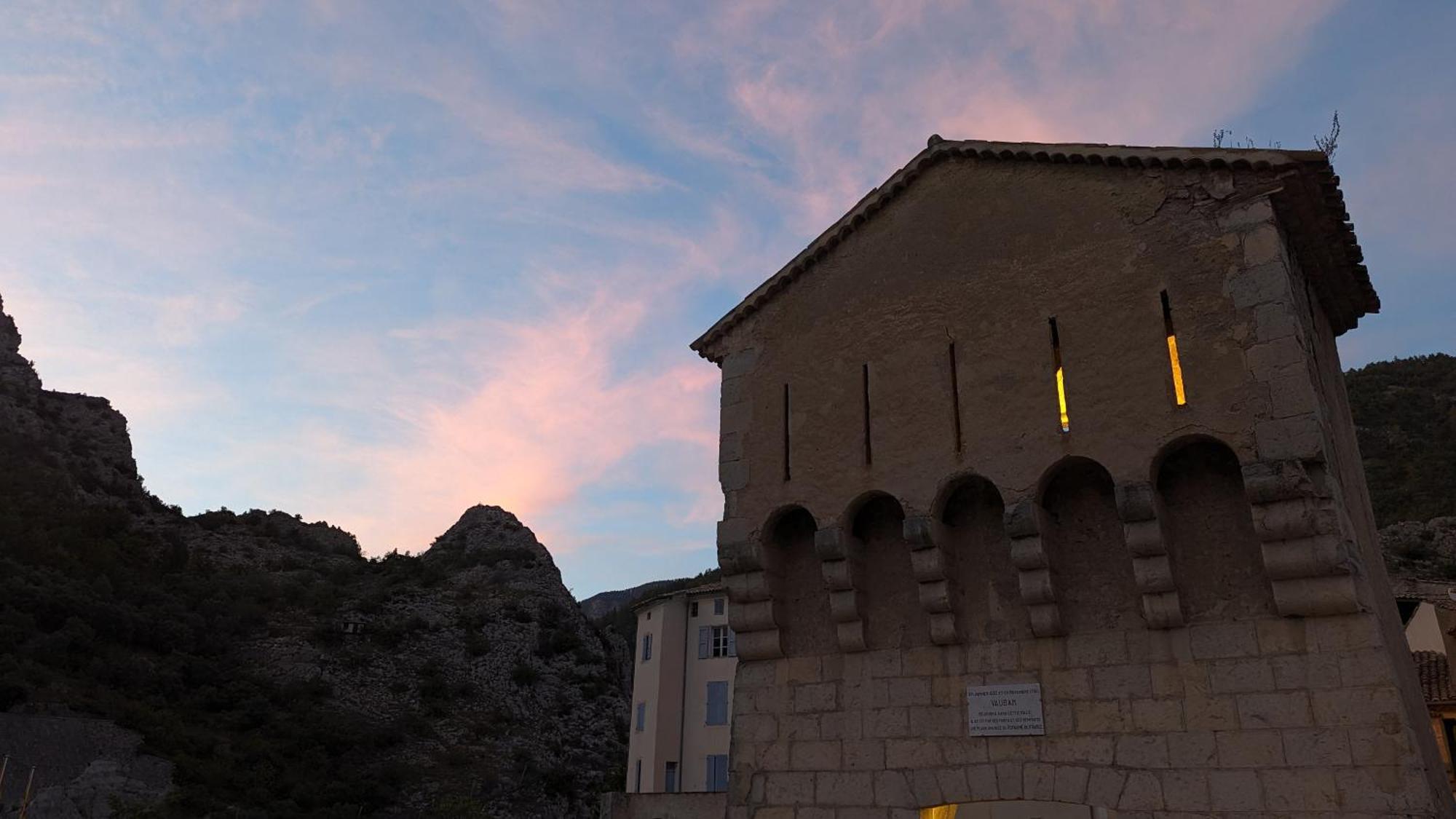 Les Gites D'Intervalles Entrevaux Exterior photo