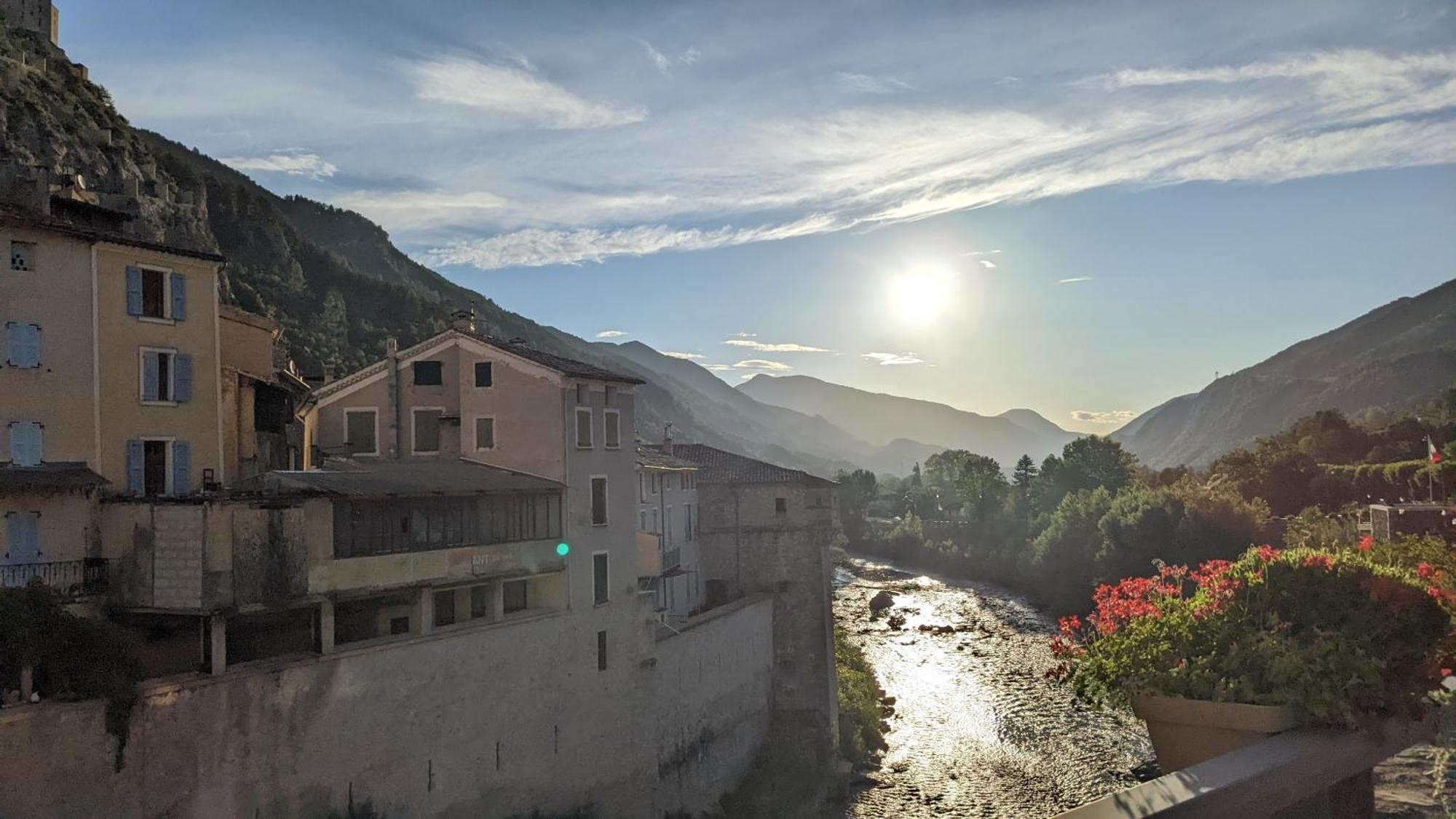 Les Gites D'Intervalles Entrevaux Exterior photo